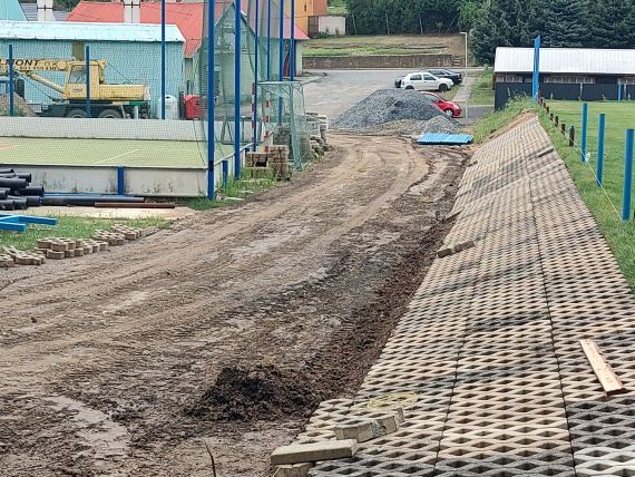 Stabilizace a úprava svahu v Hluku