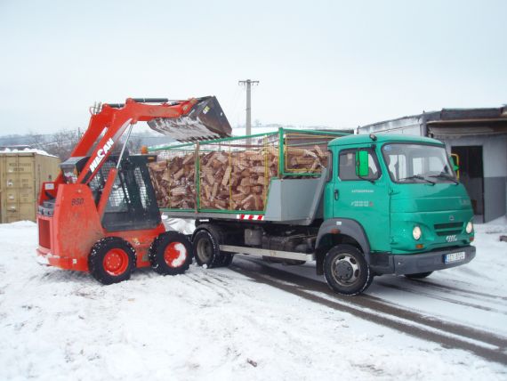 Přeprava palivového dřeva - Kunovice